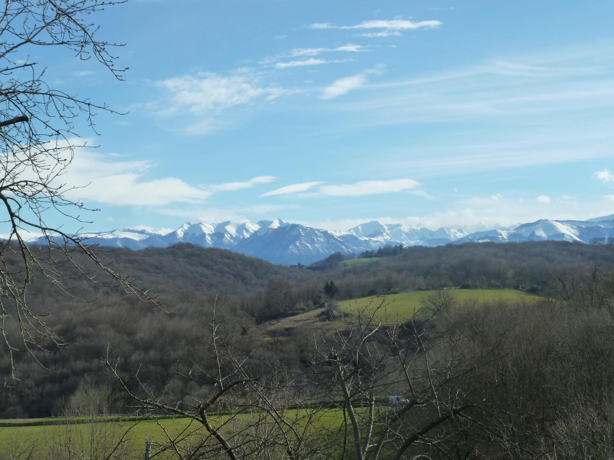 Poulou Pyrenees Apartment Gelos ภายนอก รูปภาพ